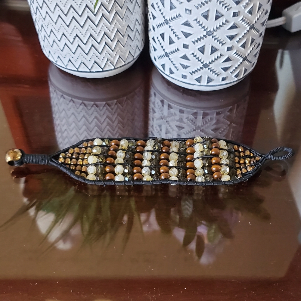 Beaded bracelt